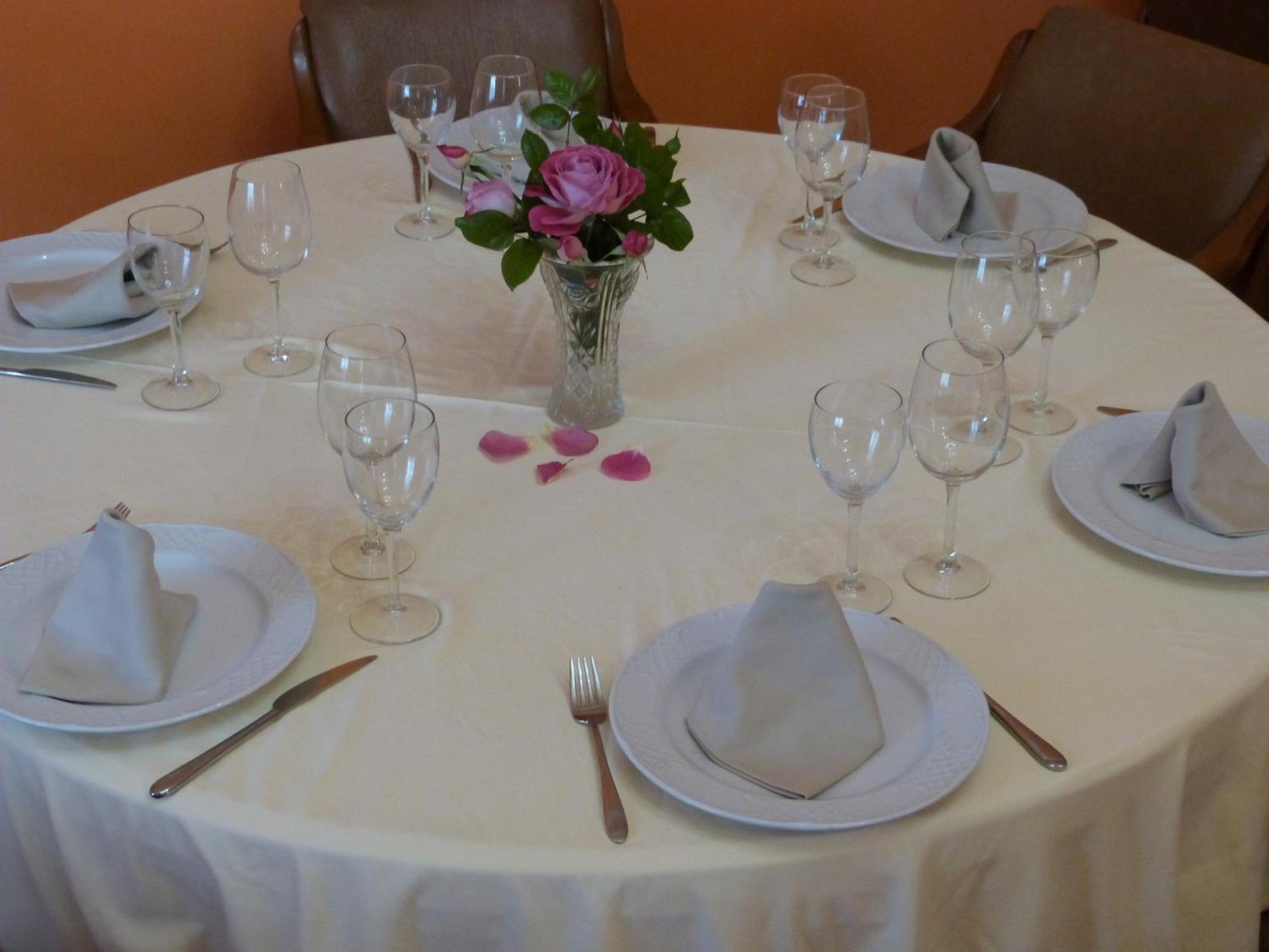 Hostal Restaurante Las Canteras Pedrera Exterior photo